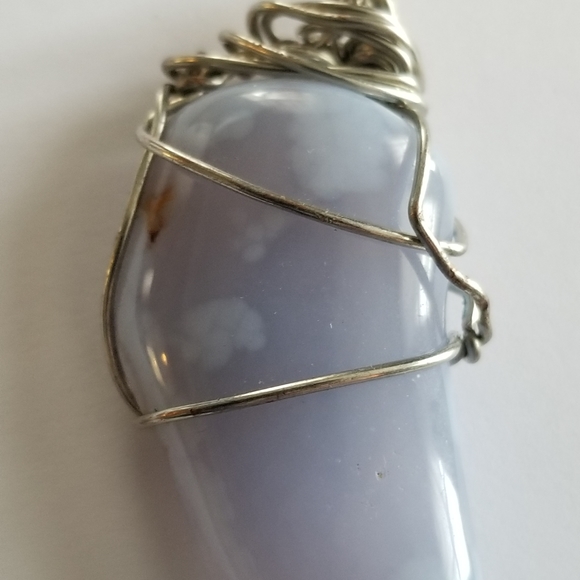 Handmade wire wrapped pendant pale blue stone silver tone Agate - Picture 4 of 10